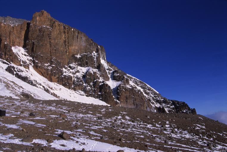 The End of the Breach Wall After Avalanches