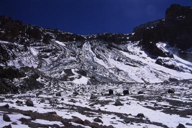 The Western Breach Before the Avalanches