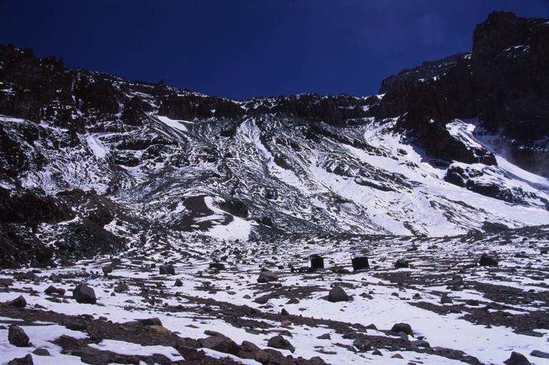 The Western Breach Before the Avalanches
