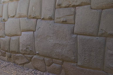 The Twelve-Sided Stone of Hatunrumiyoc