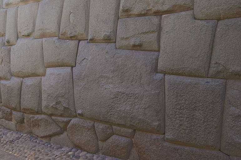 The Twelve-Sided Stone of Hatunrumiyoc