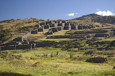 Approach to Saqsaywaman